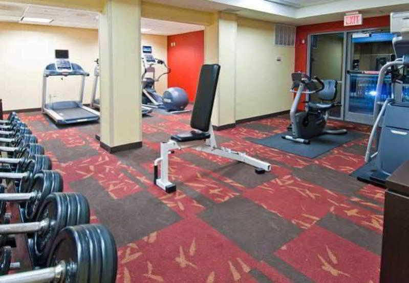 מלון Courtyard Memphis East/Bill Morris Parkway מראה חיצוני תמונה